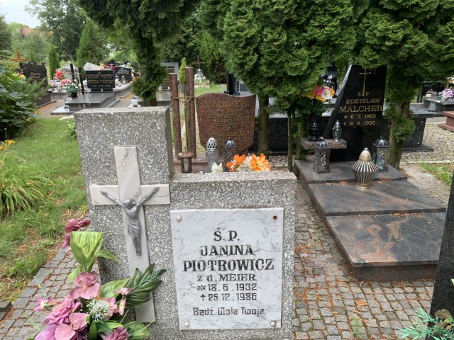 Janina Piotrowicz 1932 Mogilno - Grobonet - Wyszukiwarka osób pochowanych